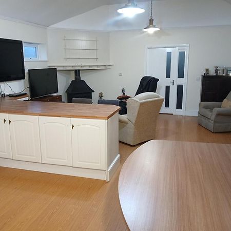Pay2Stay เชสเตอร์ ภายนอก รูปภาพ