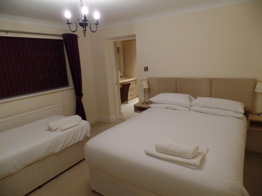 Pay2Stay เชสเตอร์ ภายนอก รูปภาพ
